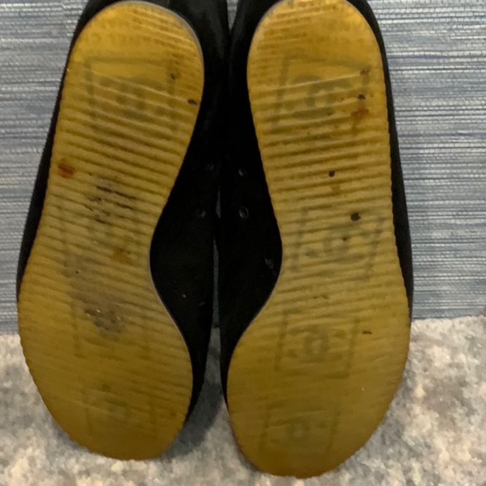 Chanel black suede sneakers size 10 - Picture 4 of 4